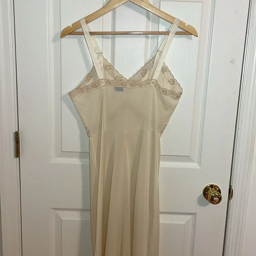 Vintage Nylon Nightgown, aesthetic, Beige, cream, Dress, Slip, Small - Picture 7 of 13